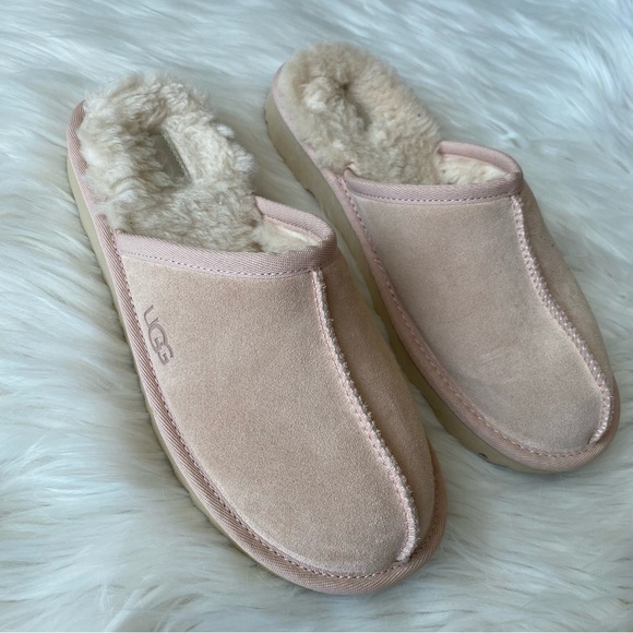 UGG Shoes - Ugg pink slippers